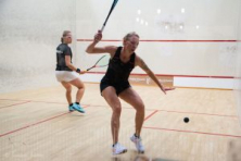 Eva Nistler, Sharon Sinclair, samstag
